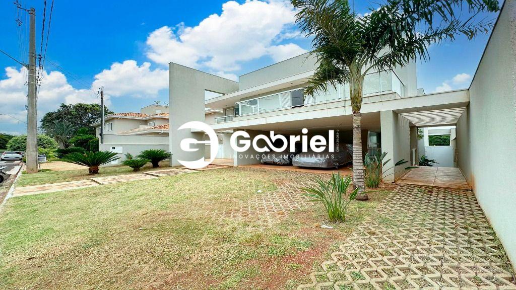 Residência Alto padrão - Condomínio Vila Real.