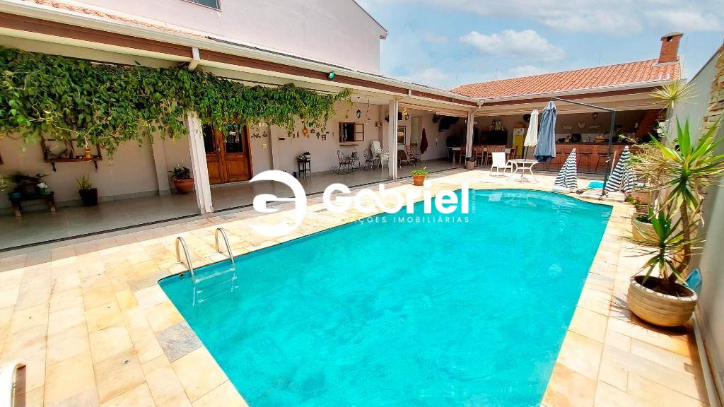 Residência - Jd São Francisco.