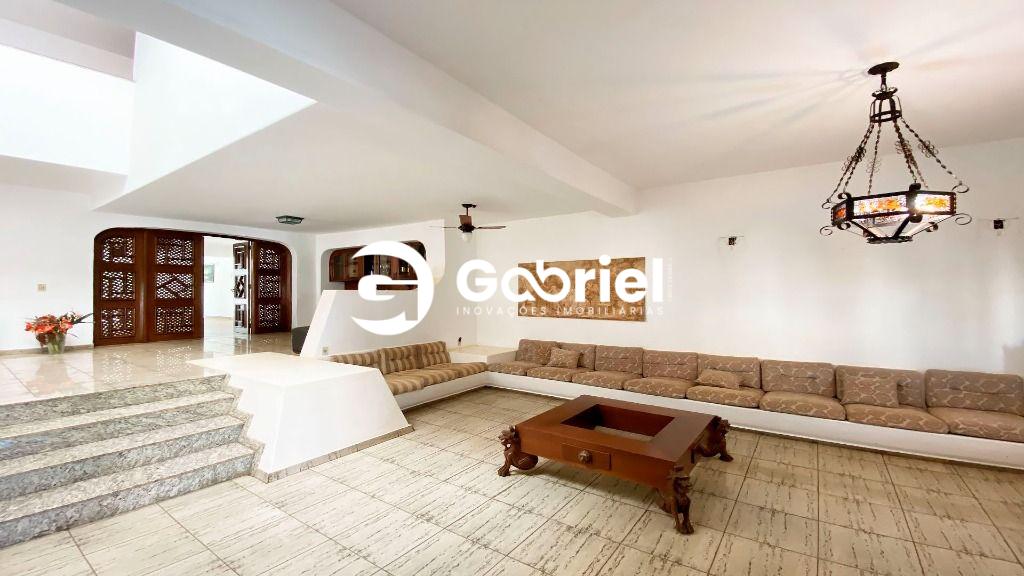 Propriedade projetada pelo renomado arquiteto Waldemar Bernardi.