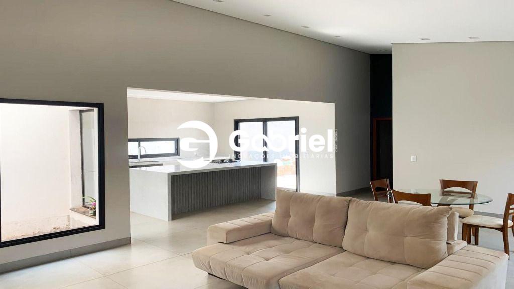 Residência espaçosa - Jd Juliana.