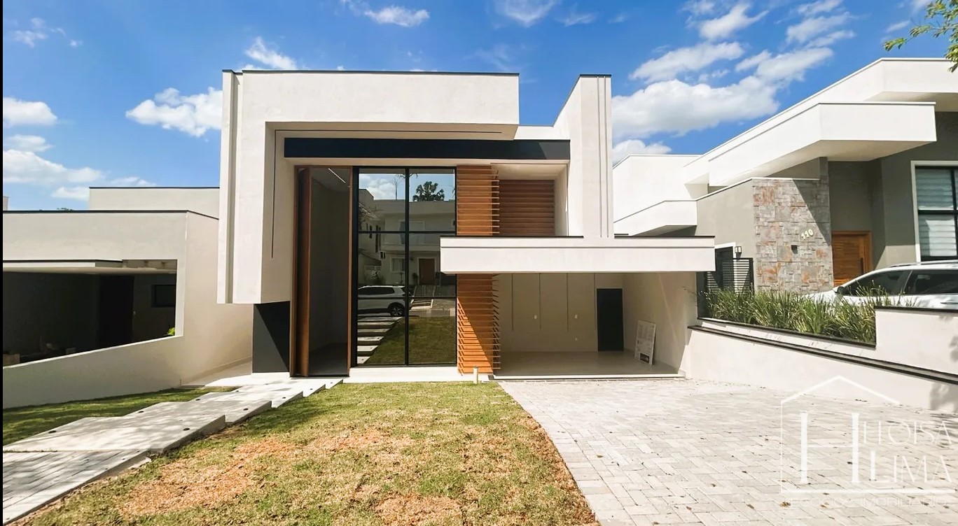Casa Térrea em Vinhedo no Condomínio Morada do Bosque