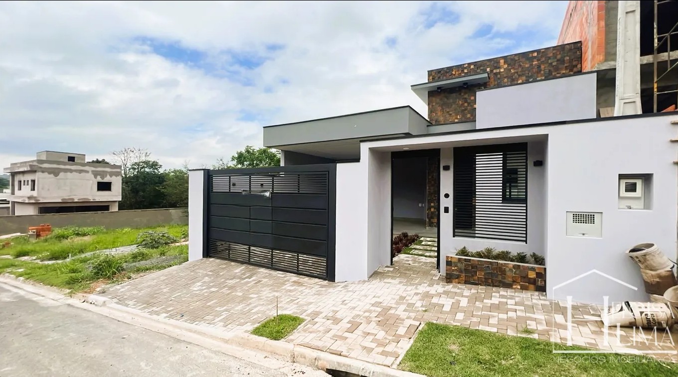 Casa Nova Térrea em Vinhedo no Bairro Pinheirinho - SP