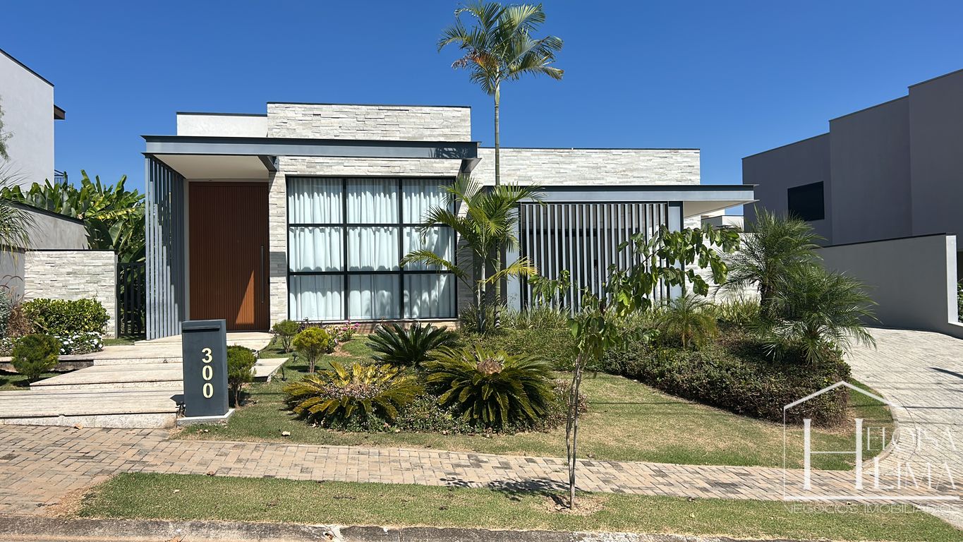 Casa com 3 suítes em terreno de 800 m² no Condomínio Campo de Toscana