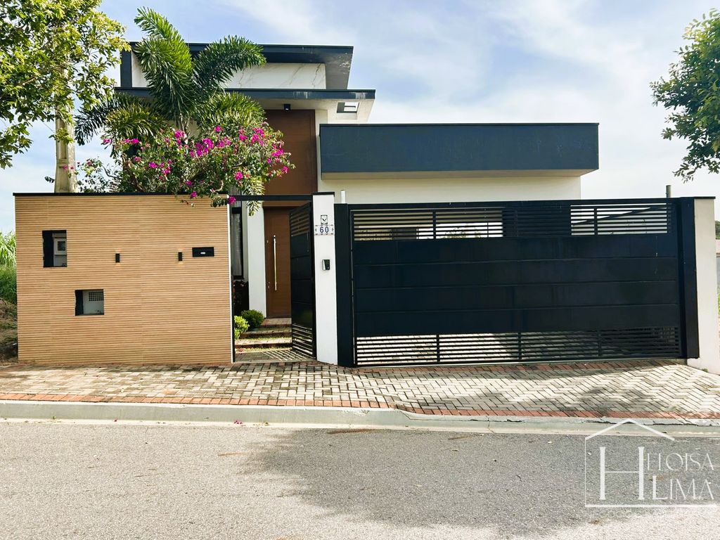 Casa térrea com 2 quartos no Residencial Jatobás