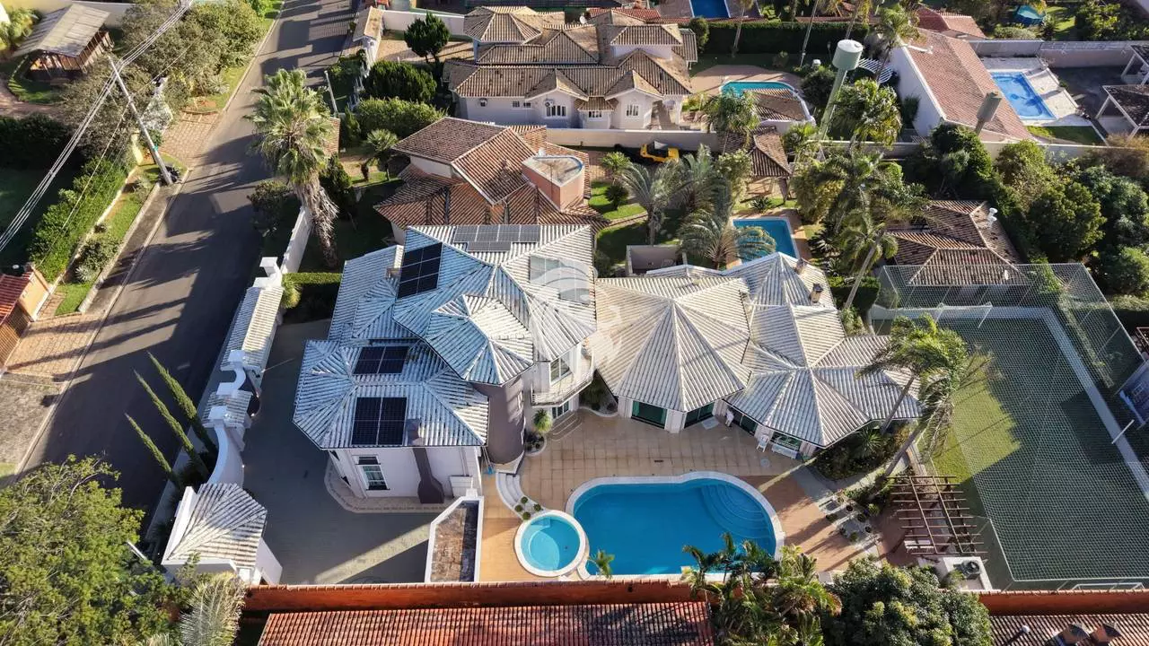 Casa de 450 m² em terreno de 1.000 m² no Terras de Itaici