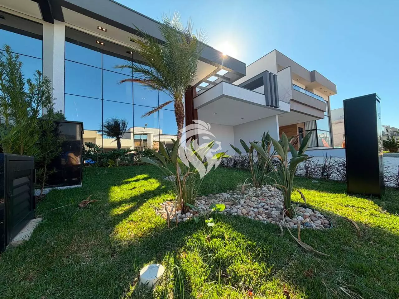 Casa com 3 suítes e piscina no Jardim Residencial Dona Lucilla