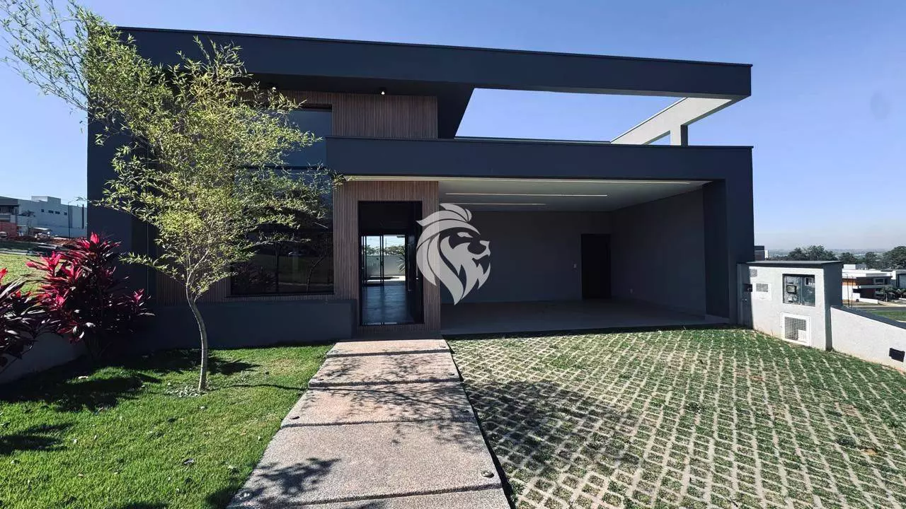 Casa com 3 suítes no Chácaras Alvorada